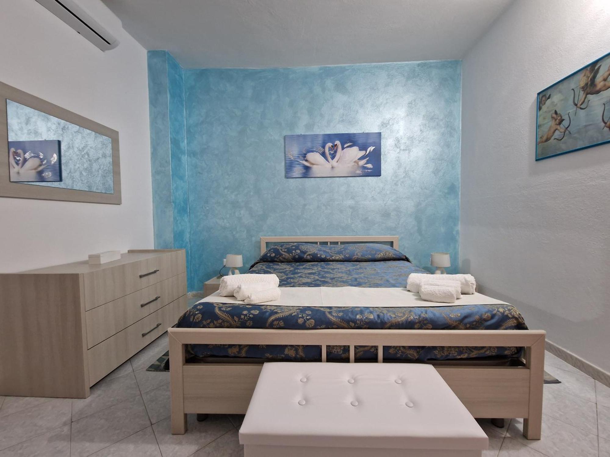 Santa Venere Apartments "Parcheggio Privato" Ricarica Auto Elettriche Tropea Room photo